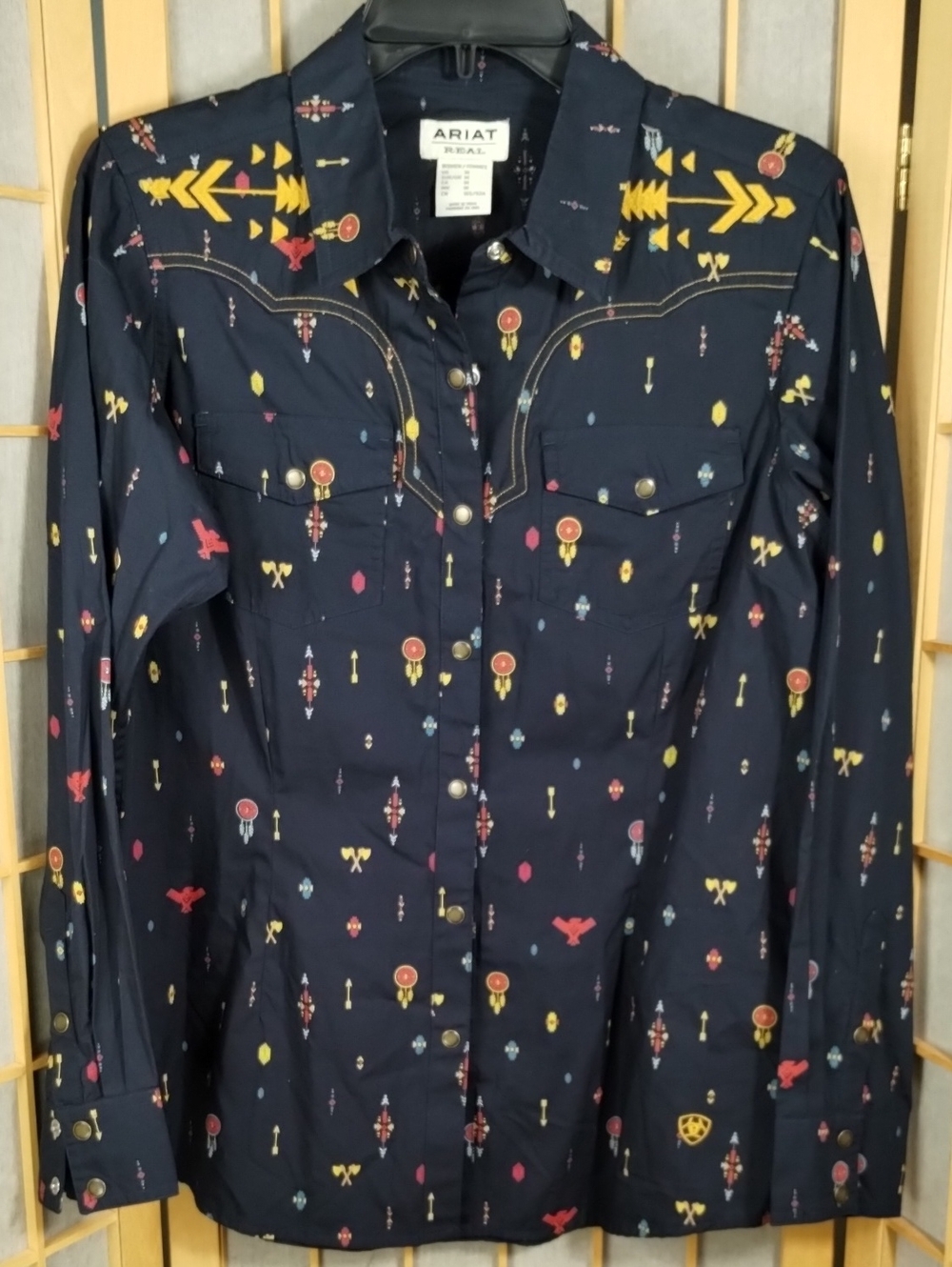 Ariat Real Dakota Navy Western Snap Shirt with Multicolor Arrow Motif Size M